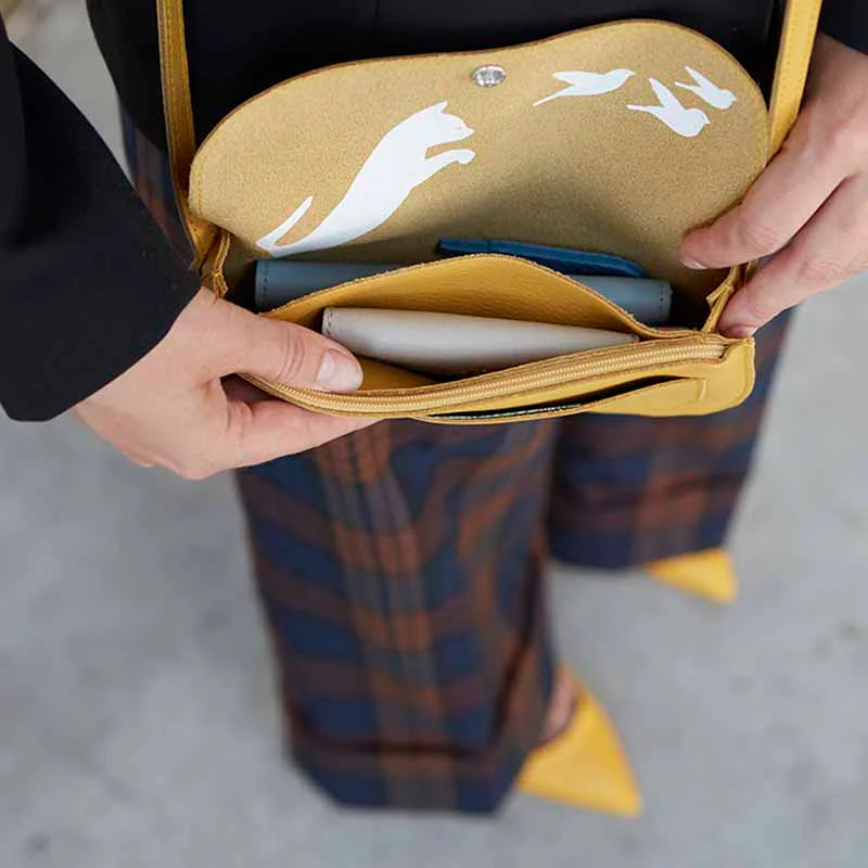 Cat Chase bag